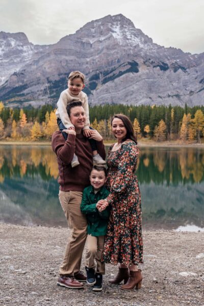 Canmore, Kananaskis and Banff family photographer.