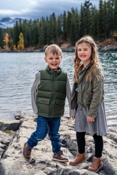 Banff family photoshoot. Lauren Hollamby Photography.