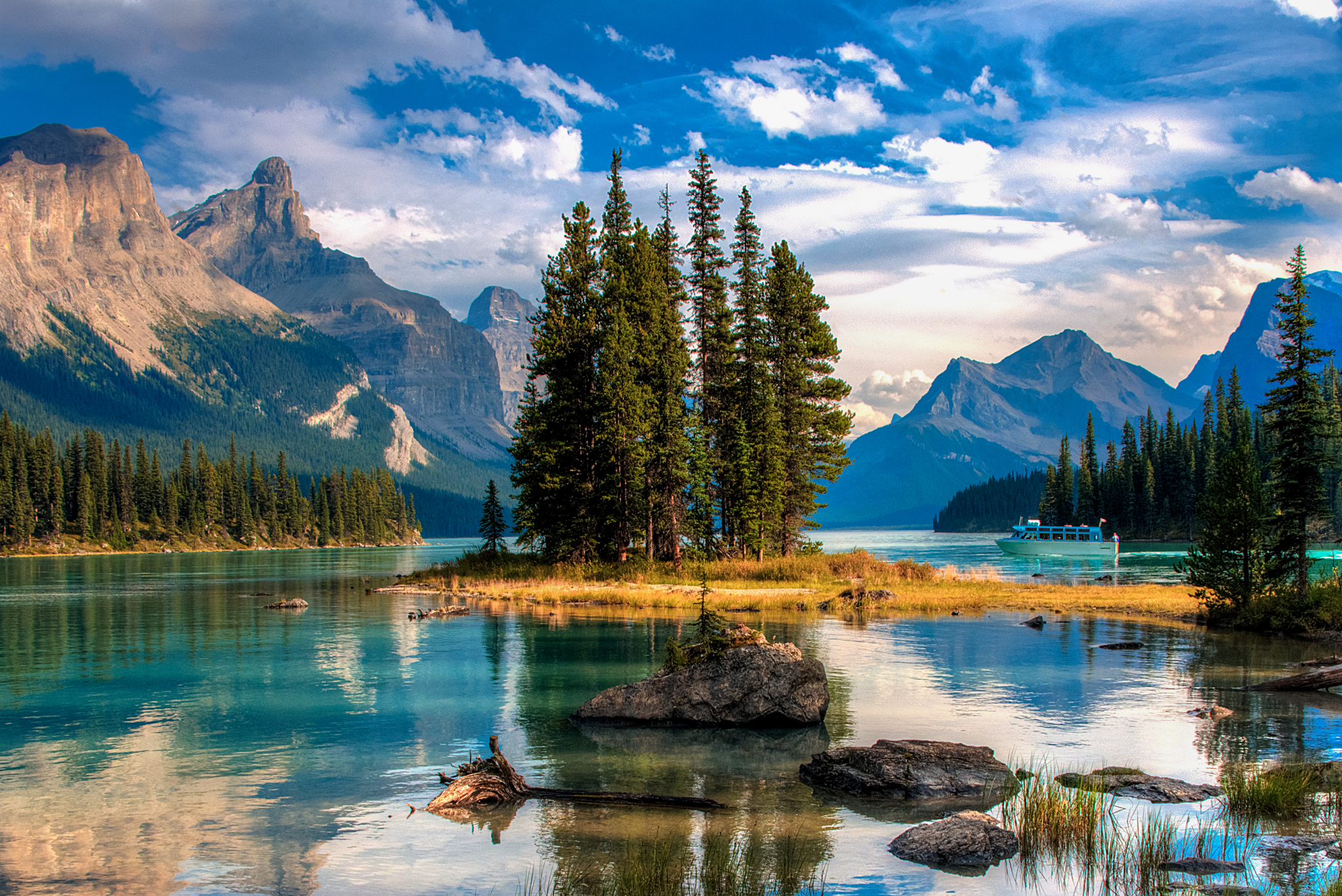 Spirit island on Maligne Lake, overlooking the Canadian Rockies in Jasper National Park, perfect for canoeing.