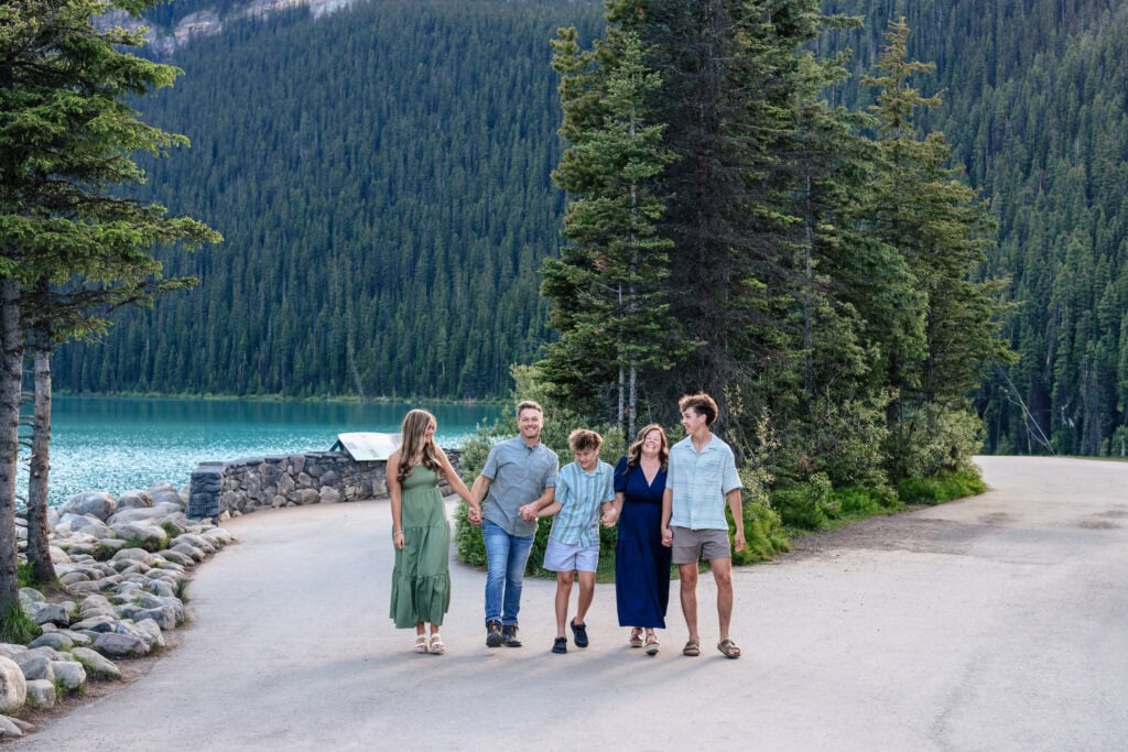 Family Photos, Lake Louise. Banff Photographer