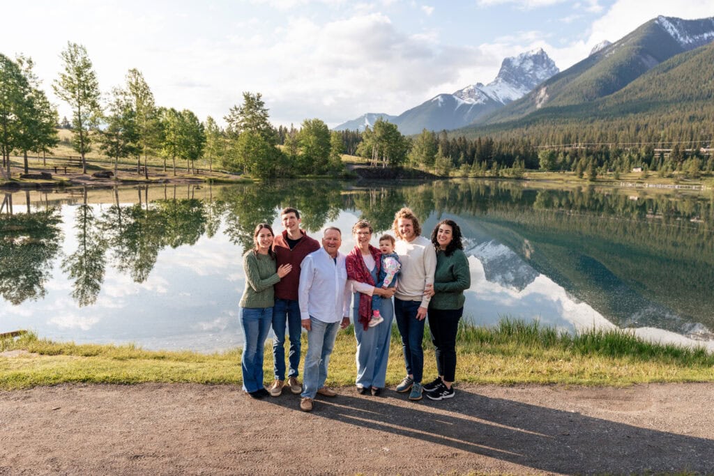 Quarry Lake Canmore family photoshoot. Lauren Hollamby Photography. Canmore Photographer